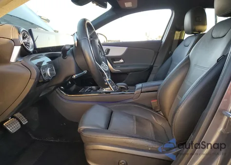 2019 Mercedes-Benz A 220 из США, поврежденный, VIN WDD3G4EB4KW002804